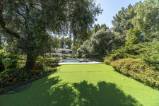 Enlarge photo 89