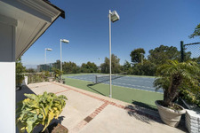 Enlarge photo 107