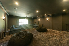 Enlarge photo 169