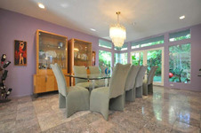 Enlarge photo 32