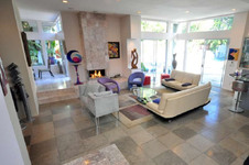 Enlarge photo 48