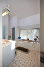 Enlarge photo 82