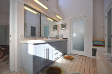 Enlarge photo 84