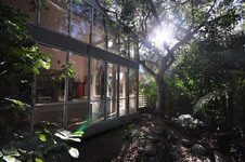 Enlarge photo 112