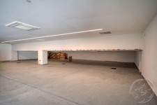 Enlarge photo 132