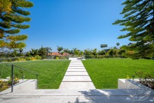 Enlarge photo 42