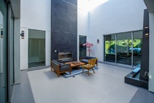 Enlarge photo 16