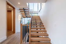 Enlarge photo 35