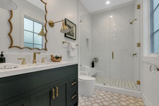 Enlarge photo 38