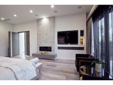 Enlarge photo 40