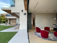 Enlarge photo 25