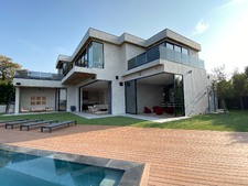 Enlarge photo 28