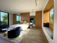 Enlarge photo 48