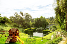 Enlarge photo 103