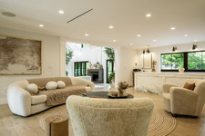 Enlarge photo 36