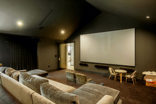 Enlarge photo 46
