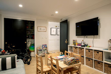 Enlarge photo 49