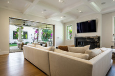Enlarge photo 22