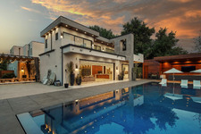 Enlarge photo 118