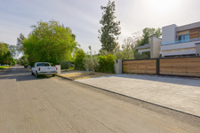 Enlarge photo 130