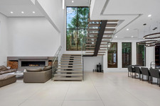 Enlarge photo 31