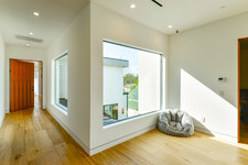 Enlarge photo 60