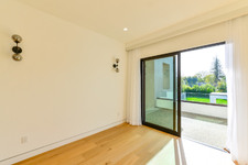 Enlarge photo 65