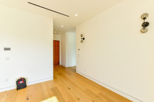 Enlarge photo 71