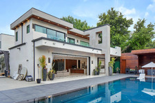 Enlarge photo 93