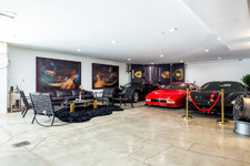 Enlarge photo 116
