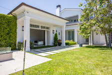 Enlarge photo 151