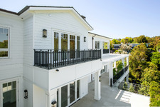 Enlarge photo 59