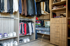 Enlarge photo 80