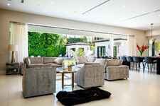 Enlarge photo 52