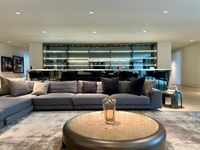 Enlarge photo 92