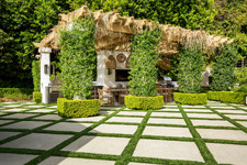 Enlarge photo 127