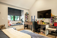 Enlarge photo 71