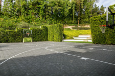 Enlarge photo 98