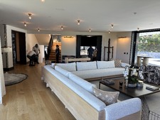 Enlarge photo 15