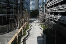 Enlarge photo 98