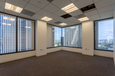 Enlarge photo 40
