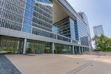 Enlarge photo 64