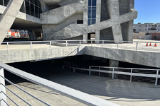 Enlarge photo 33
