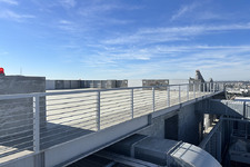 Enlarge photo 42
