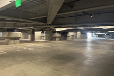 Enlarge photo 61