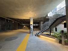 Enlarge photo 36