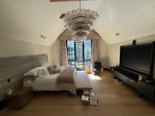Enlarge photo 61