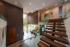 Enlarge photo 41