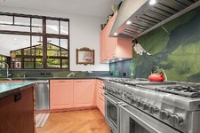 Enlarge photo 11