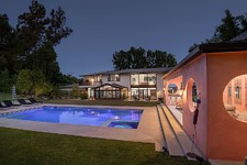 Enlarge photo 38